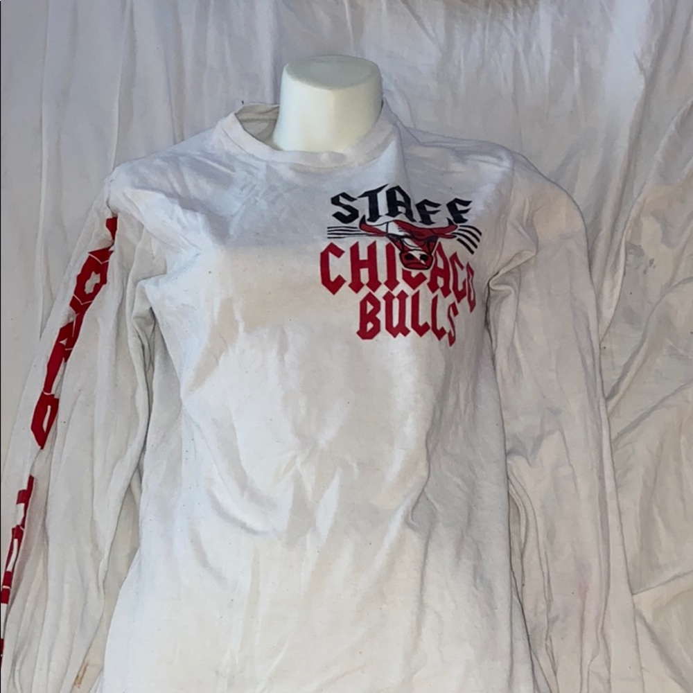 Chicago bulls official world tour long  tshirt